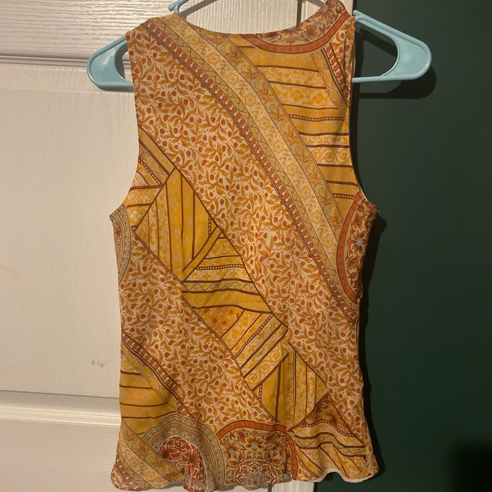 Banana Republic deep V-neck Top - Picture 2 of 4